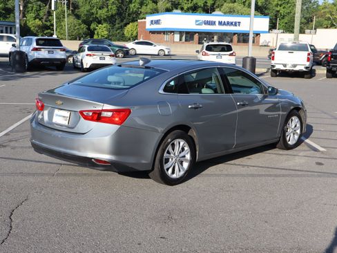 Used 2024 Chevrolet Malibu LT FWD image 10