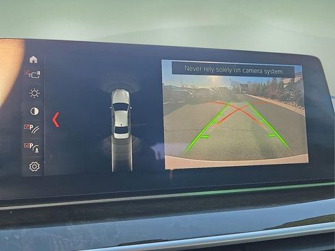 Used 2017 BMW 530i xDrive image 19