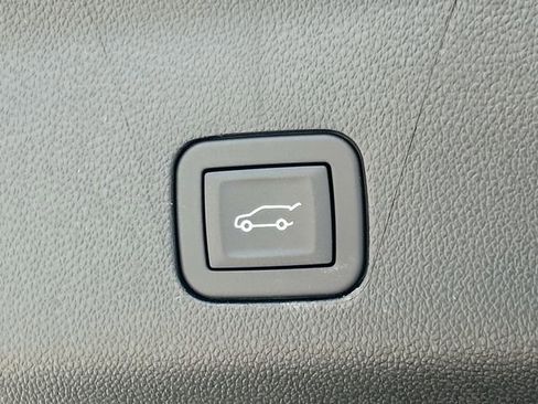 New 2026 Chevrolet Suburban RST w/ RST Capability Package AWD/4WD image 13