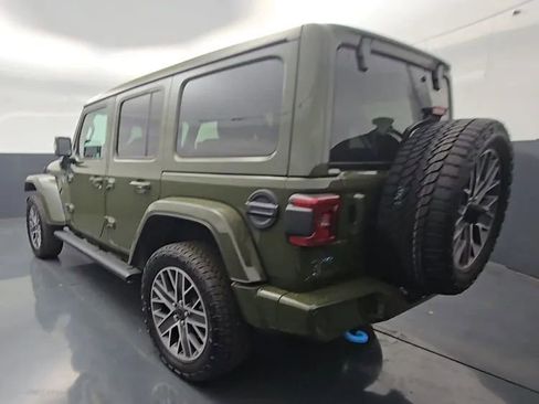Used 2024 Jeep Wrangler High Altitude AWD/4WD image 5