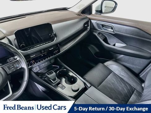 Used 2023 Nissan Rogue Platinum w/ Platinum Premium Package AWD/4WD image 32
