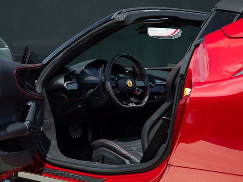 Certified 2025 Ferrari SF90 Spider AWD/4WD image 16
