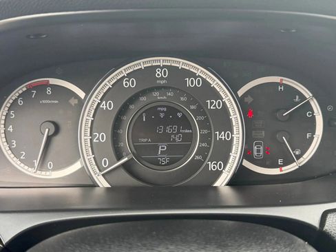 Used 2013 Honda Accord EX-L image 16