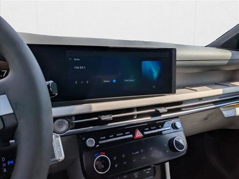 New 2026 Hyundai Tucson Limited image 18