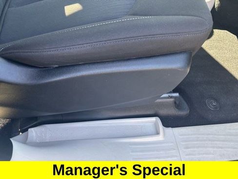 Used 2023 Chrysler Voyager LX FWD image 37