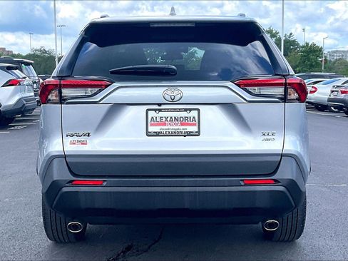 Used 2024 Toyota RAV4 XLE Premium w/ Weather Package AWD/4WD image 4