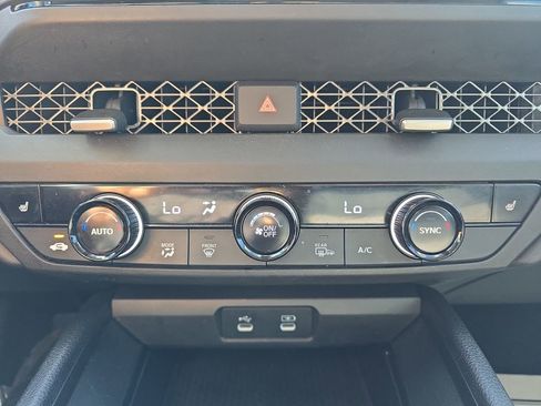 Used 2023 Honda Accord EX image 25