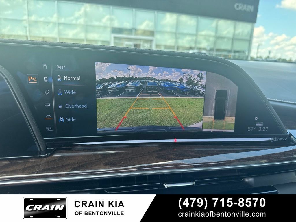 Used 2023 Cadillac Escalade Sport Platinum w/ LPO, ONYX Package AWD/4WD image 19