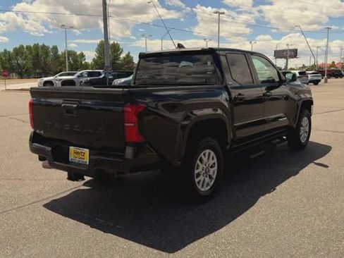 Used 2024 Toyota Tacoma SR5 AWD/4WD image 8