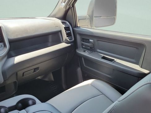 New 2026 RAM 2500 Tradesman AWD/4WD image 13
