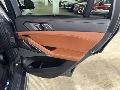 New 2026 BMW X6 xDrive40i w/ Executive Package image 10
