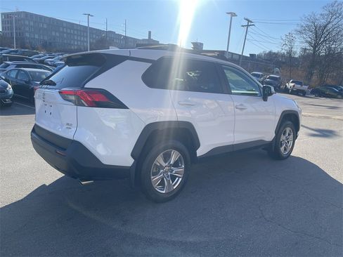 Used 2023 Toyota RAV4 XLE image 8
