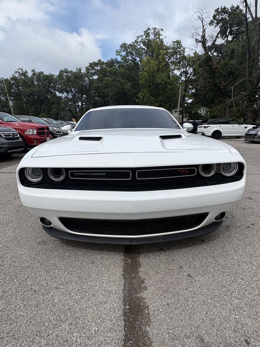 Used 2018 Dodge Challenger R/T w/ Sound Group RWD image 3