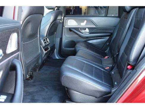 Used 2022 Mercedes-Benz GLS 450 4MATIC image 21