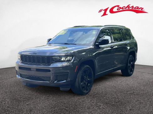 Used 2023 Jeep Grand Cherokee L Laredo AWD/4WD image 11