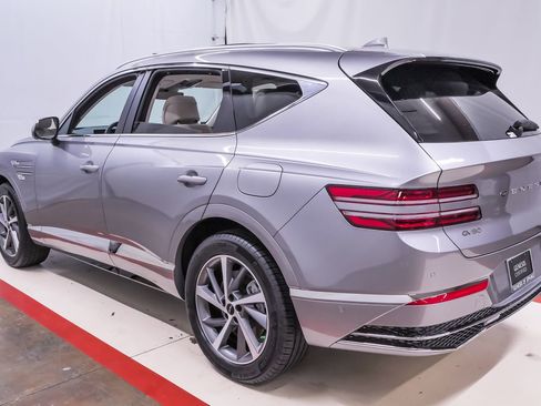 Certified 2026 Genesis GV80 3.5T Advanced image 8