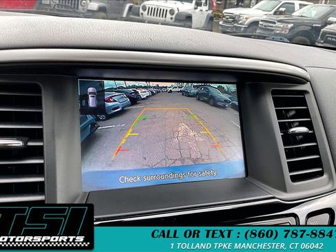 Used 2020 Nissan Pathfinder SV FWD image 19