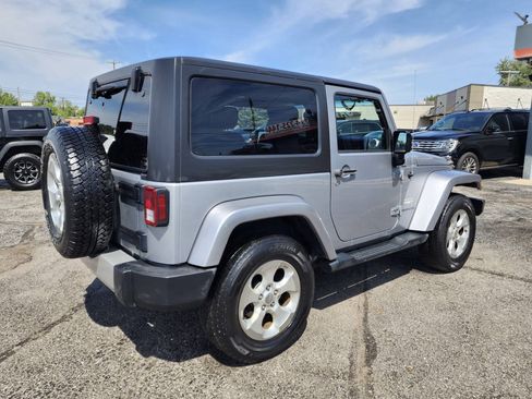Used 2014 Jeep Wrangler Sahara AWD/4WD image 17