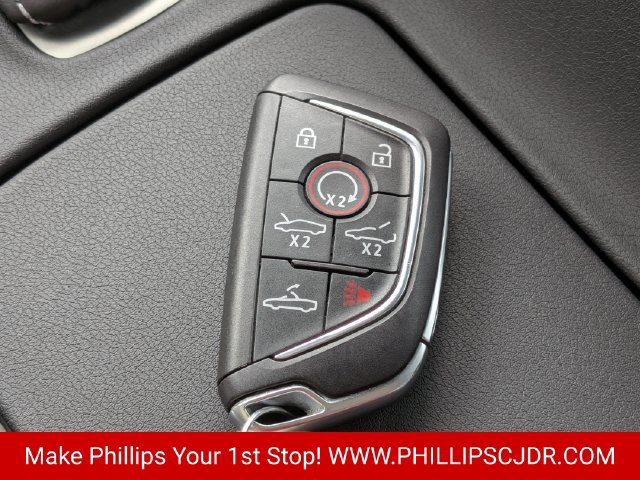 Used 2024 Chevrolet Corvette Stingray Convertible RWD image 19