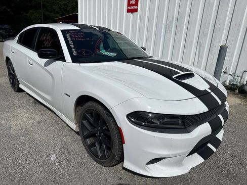 Used 2019 Dodge Charger R/T w/ Blacktop Package RWD image 1