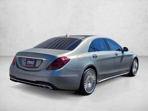 Used 2018 Mercedes-Benz S 560 4MATIC Sedan image 5