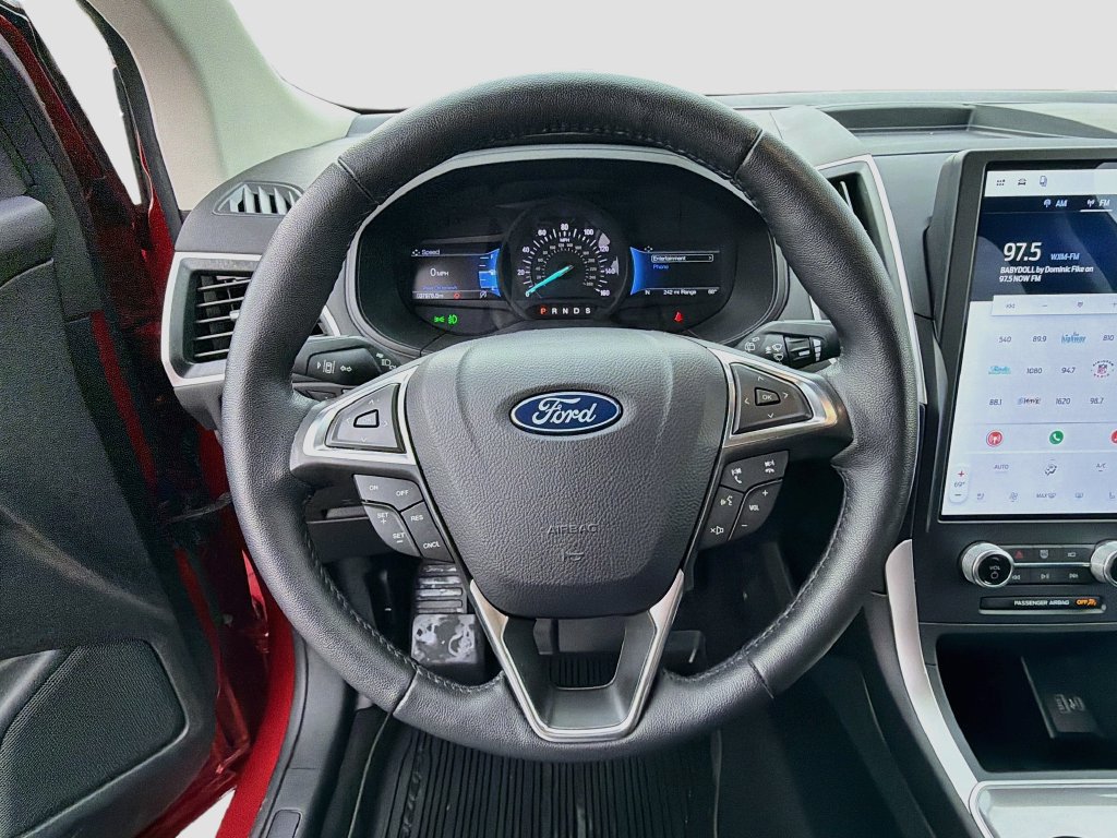 Used 2024 Ford Edge SEL w/ Convenience Package AWD/4WD image 11