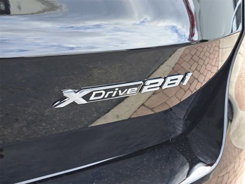 Used 2023 BMW X1 xDrive28i image 8