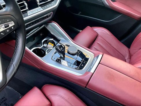 Used 2020 BMW X6 xDrive40i w/ Executive Package image 17