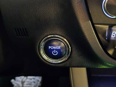 Used 2019 Lexus RX 450hL Luxury image 38