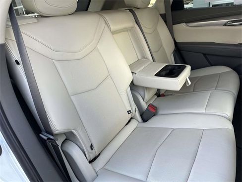 Used 2020 Cadillac XT5 Premium Luxury image 27