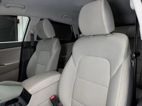 Used 2019 Hyundai Tucson Value FWD image 25