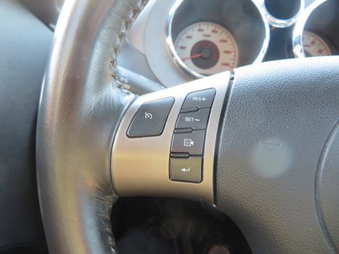 Used 2006 Pontiac Solstice Convertible w/ Premium Package image 12
