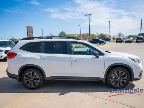 Used 2022 Subaru Ascent Onyx Edition image 6