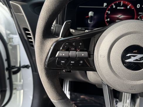 Used 2024 Nissan Z NISMO w/ Floor Mat Package image 19