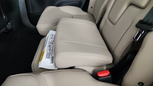 Used 2027 Volvo XC90 B6 Plus AWD/4WD image 32