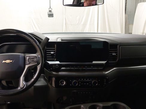 Certified 2023 Chevrolet Silverado 1500 LT w/ Z71 Off-Road Package image 26