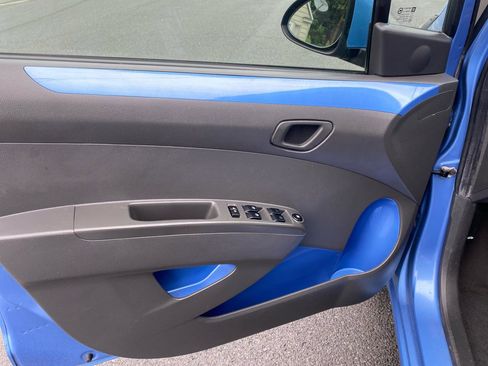 Used 2015 Chevrolet Spark LT FWD image 9