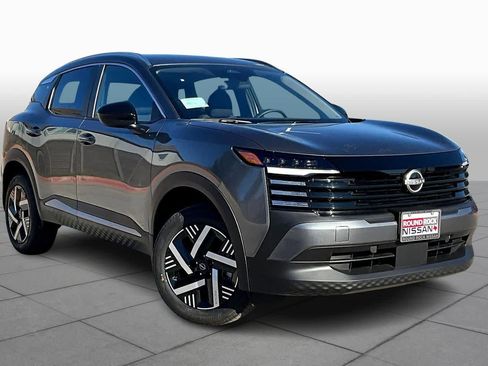 New 2026 Nissan Kicks SV image 2