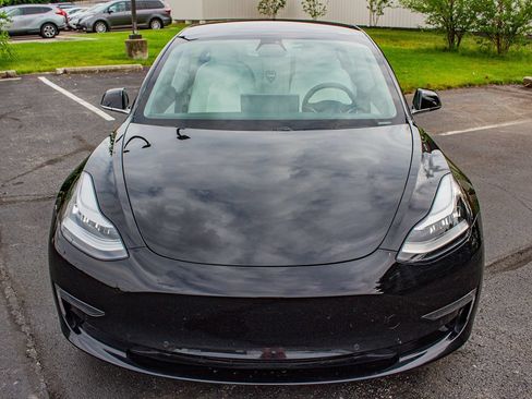 Used 2020 Tesla Model 3 Standard Range Plus RWD image 2