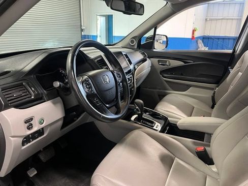 Used 2018 Honda Ridgeline RTL-E image 23