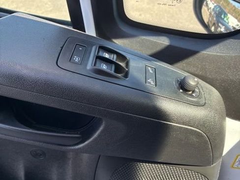 Used 2024 RAM ProMaster 2500 w/ Convenience Group FWD image 43