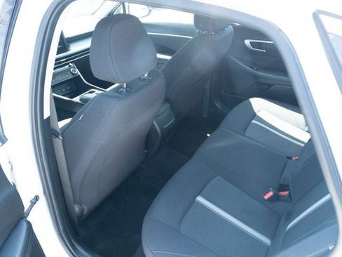 Used 2025 Hyundai Sonata SEL FWD image 30