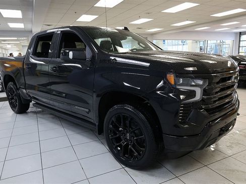 New 2026 Chevrolet Silverado 1500 High Country w/ High Country Premium Package AWD/4WD image 7