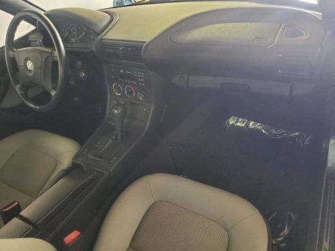 Used 1998 BMW Z3 1.9 image 11
