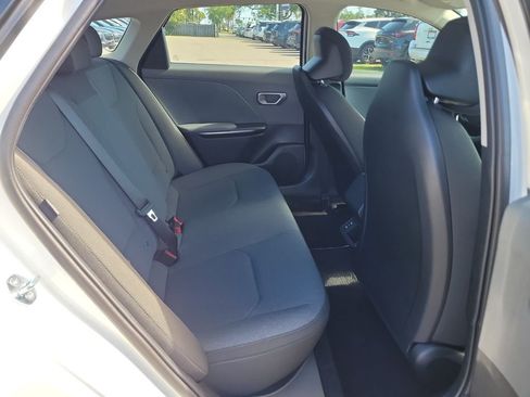 New 2026 Kia K4 FWD image 12