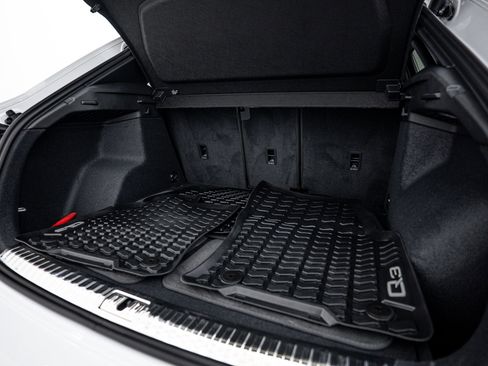 Certified 2025 Audi Q3 2.0T Premium Plus w/ Premium Plus Package image 18