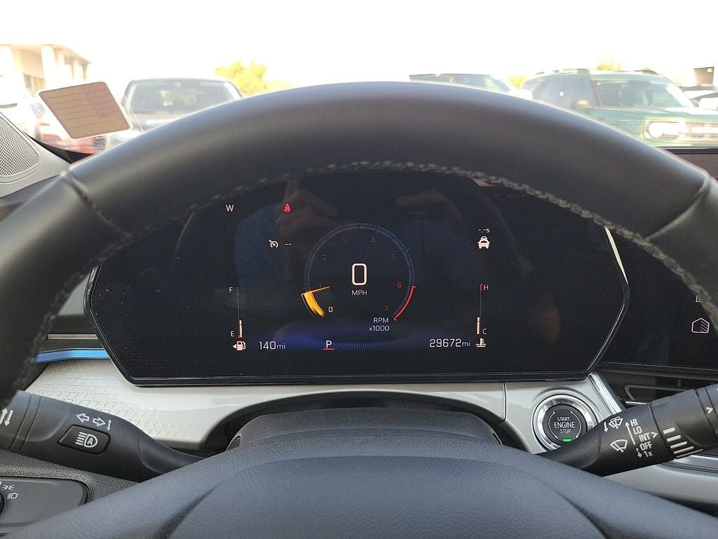 Used 2025 Chevrolet Trax LT w/ LT Convenience Package FWD image 19