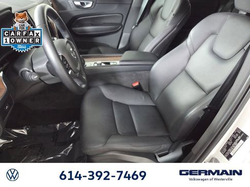 Used 2023 Volvo XC60 B5 Plus AWD/4WD image 19