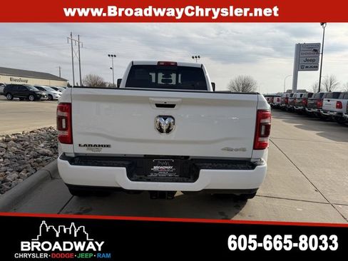 Used 2024 RAM 3500 Laramie image 7