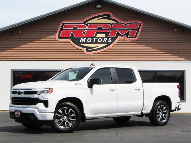 Used 2023 Chevrolet Silverado 1500 RST AWD/4WD image 2